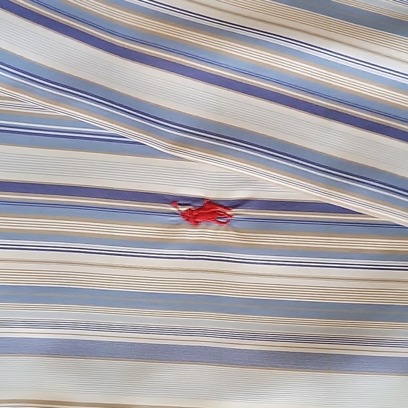 Mens L/S medium Polo Blake. Very nice shirt made of of a different material. - Picture 2 of 3